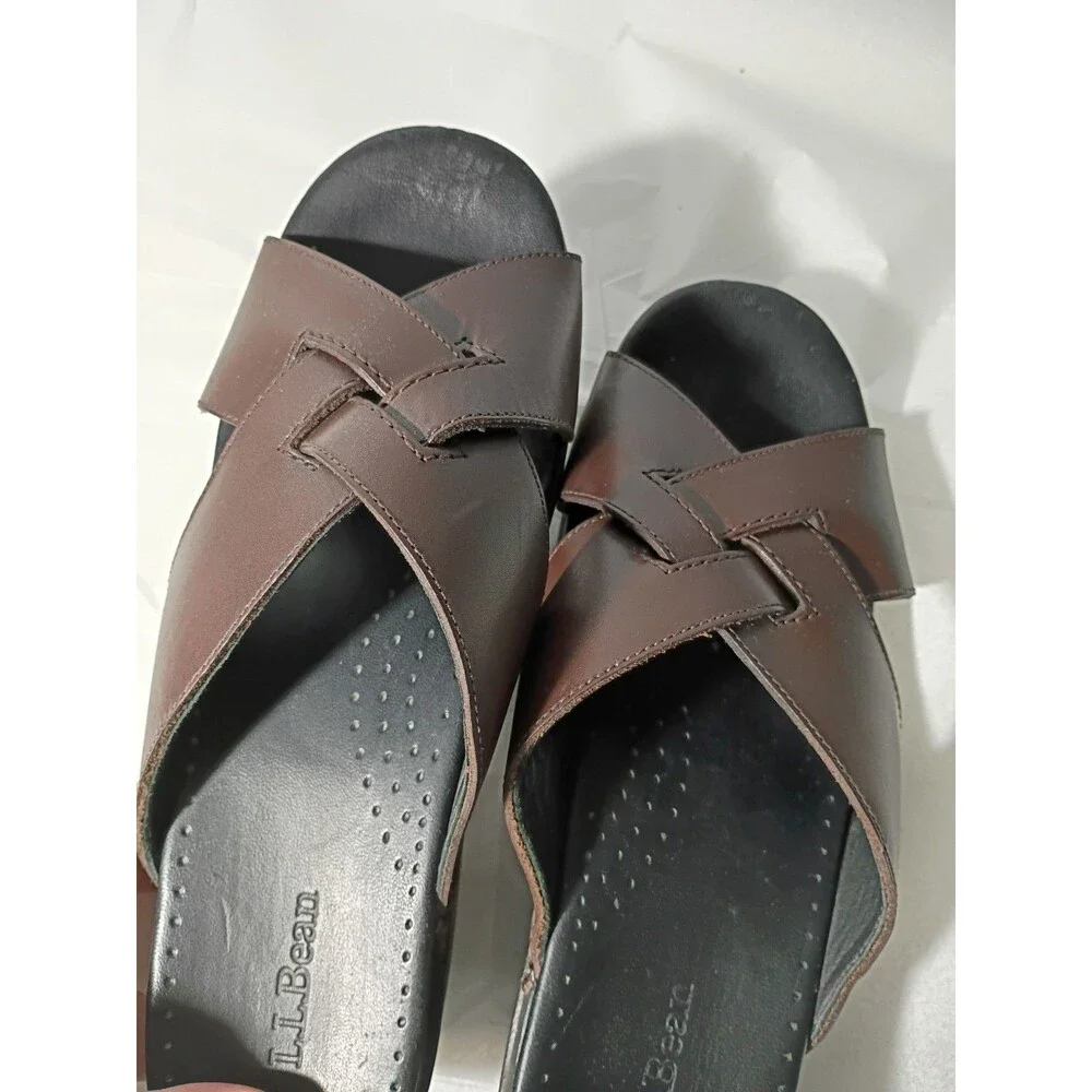 L.L. Bean Woman 8M Leather Slip On Criss Cross Brown Sandals Casual Walking